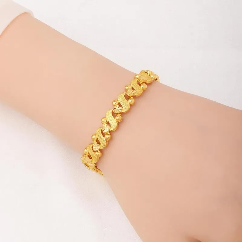 1 Pc Modern Design 24 Carat Gold Plated Chain Bracelet