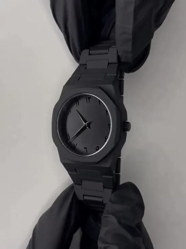 Black Arabic Aura Watch