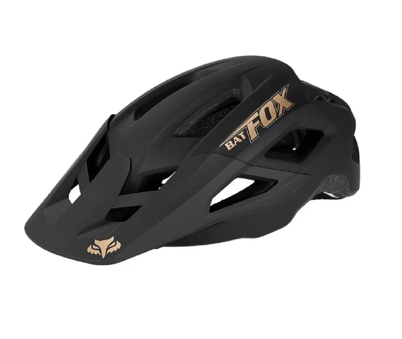 CASCO FOX NEGRO CON LETRA DORADA