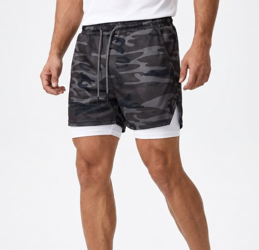 SHORT DEPORTIVO MILITAR CON LICRA BLANCA