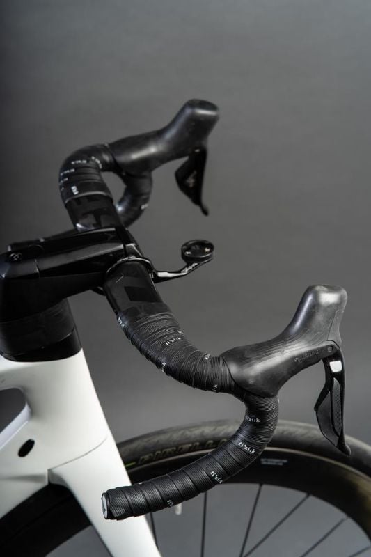 BICICLETA FELT AR TALLA 56 105 Di2 Ruedas Reinolds Carbono