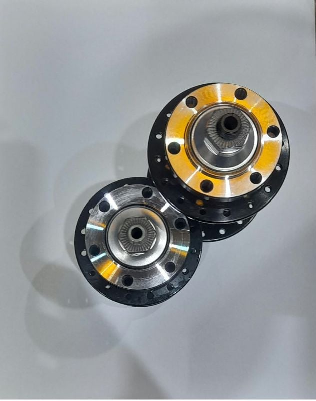 PAR DE MANZANA WAKE MOUNTAIN BIKE HUB 32H( EJE DE AGUJA)