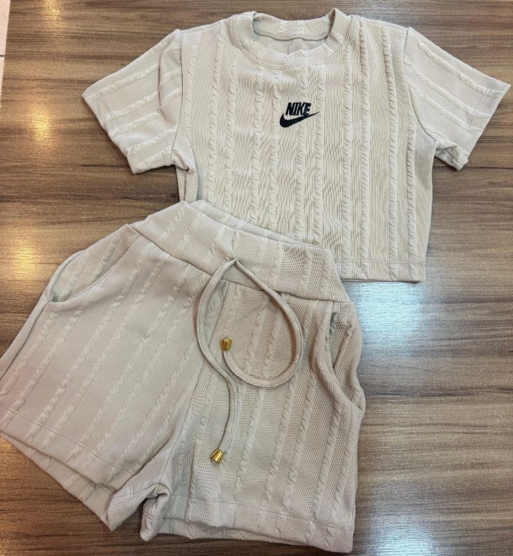 Conjuntos Adidas y Nike