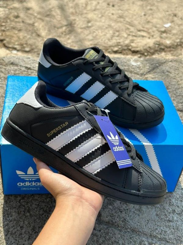 Adidas SuperStar