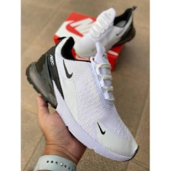 Nike AirMax 270 *OFERTA*