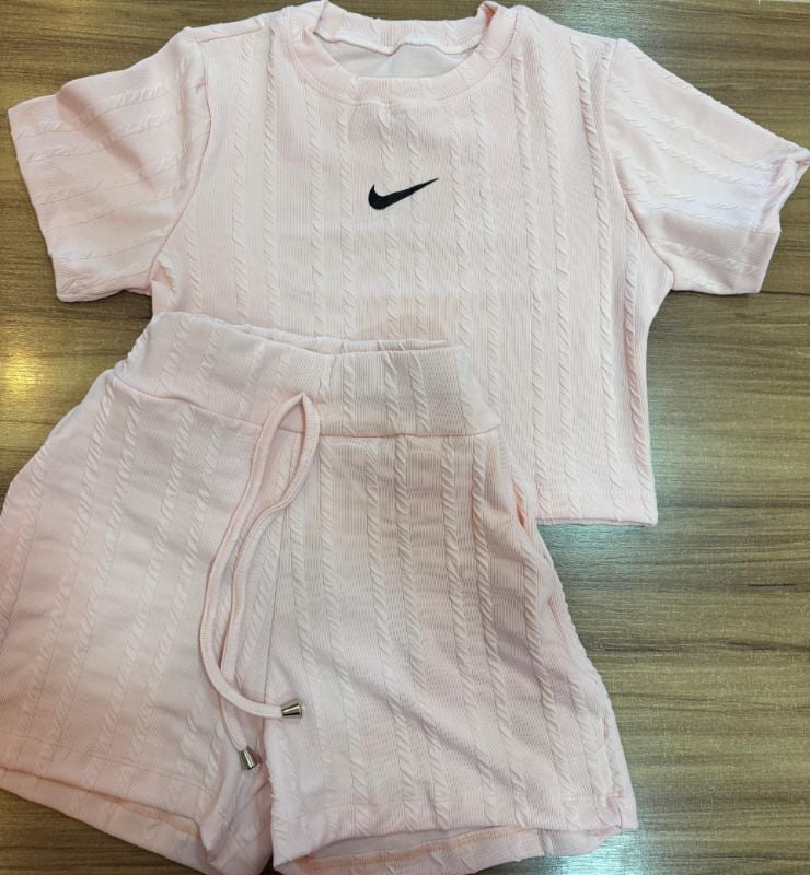 Conjuntos Adidas y Nike