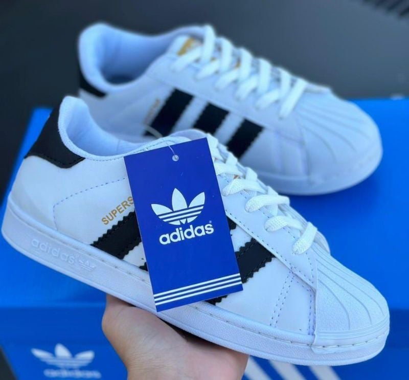 Adidas SuperStar