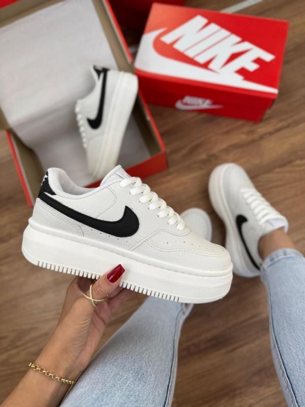 Nike Court Visión plataforma