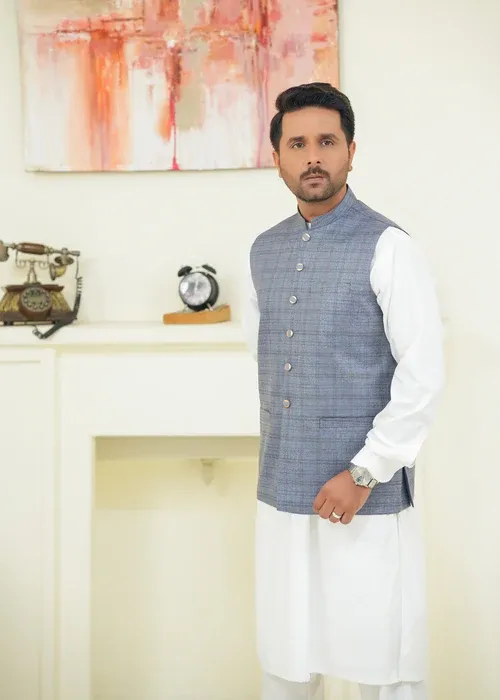 LIGHT GREY WAISCOAT MEN YW910 -Yes the instyle