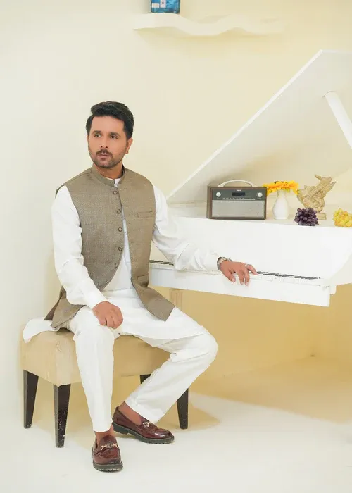 SAND BROWN COLOR WAIST