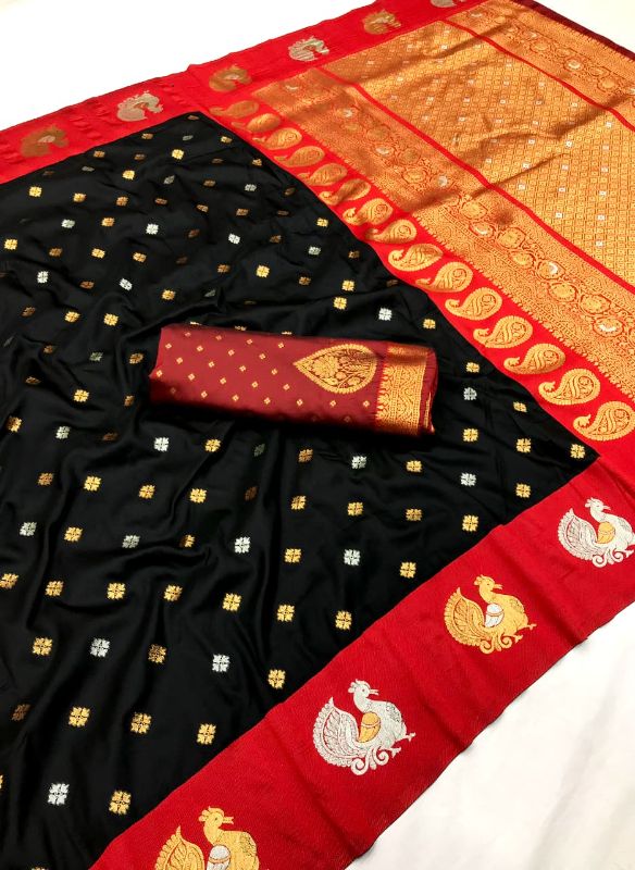 Kanjiwaram paithani