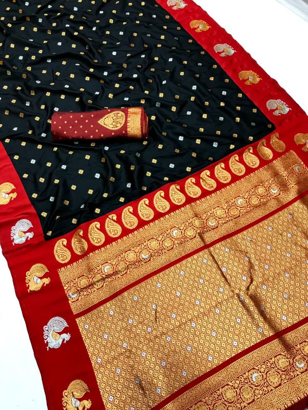Kanjiwaram paithani
