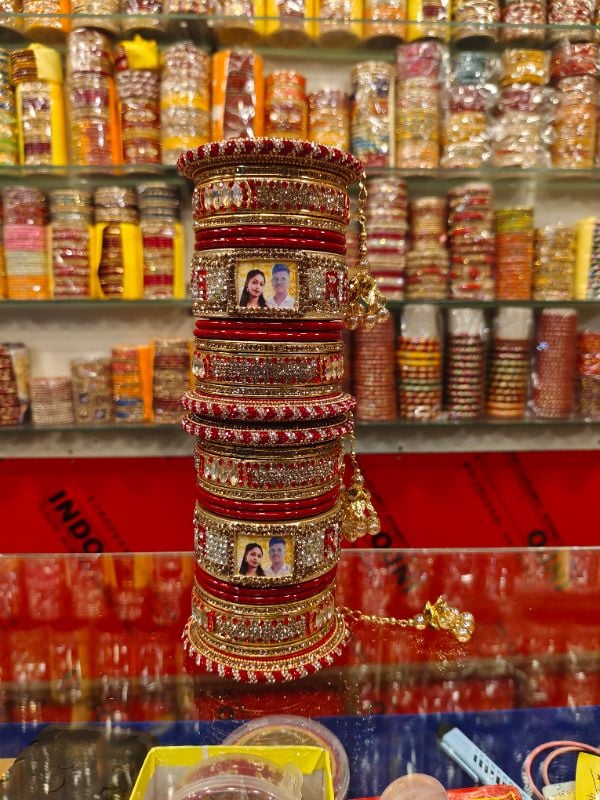 Famous Lahthi – Customized Photo Lac Bridal Chudi Set Online