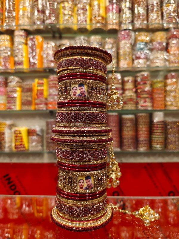 Famous Lahthi – Mehroon Photo Customized Lac Bridal Chudi Set