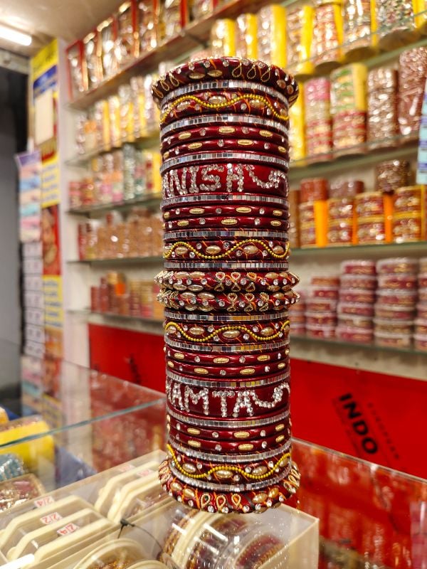 Famous Lahthi – Mehroon Color Name Customized Lac Bangle Set | Bridal Chudi