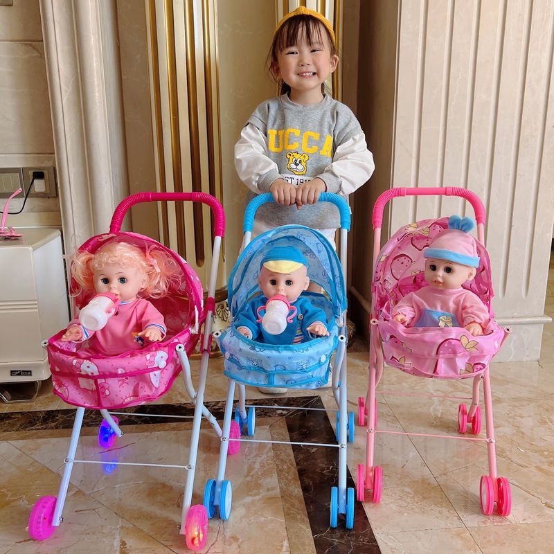 Pousette enfant jeux avec poupée