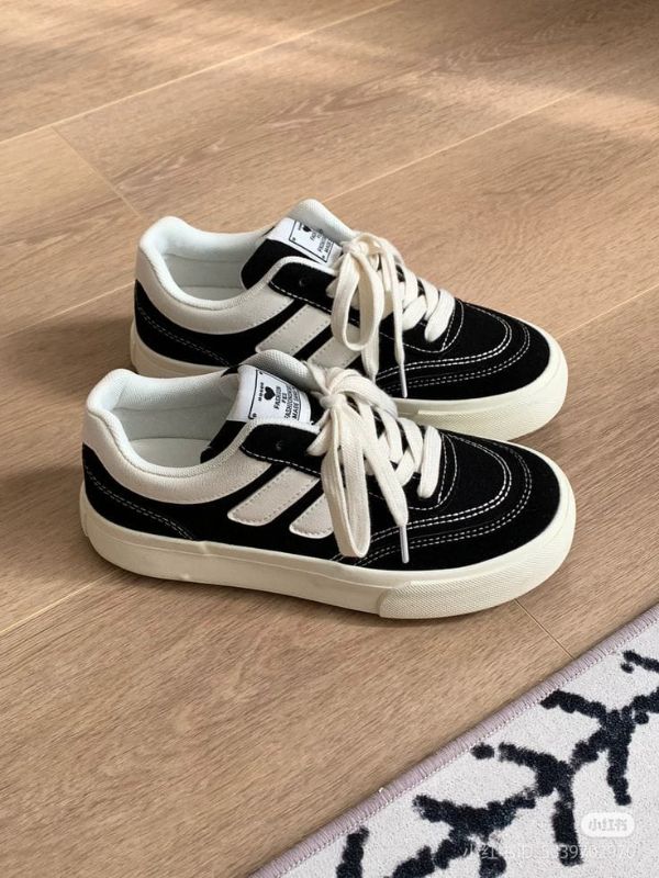 SNEAKERS RETRO