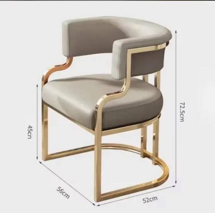 Un fauteuil de chambre à coucher
bureau, chambre, salon et autes