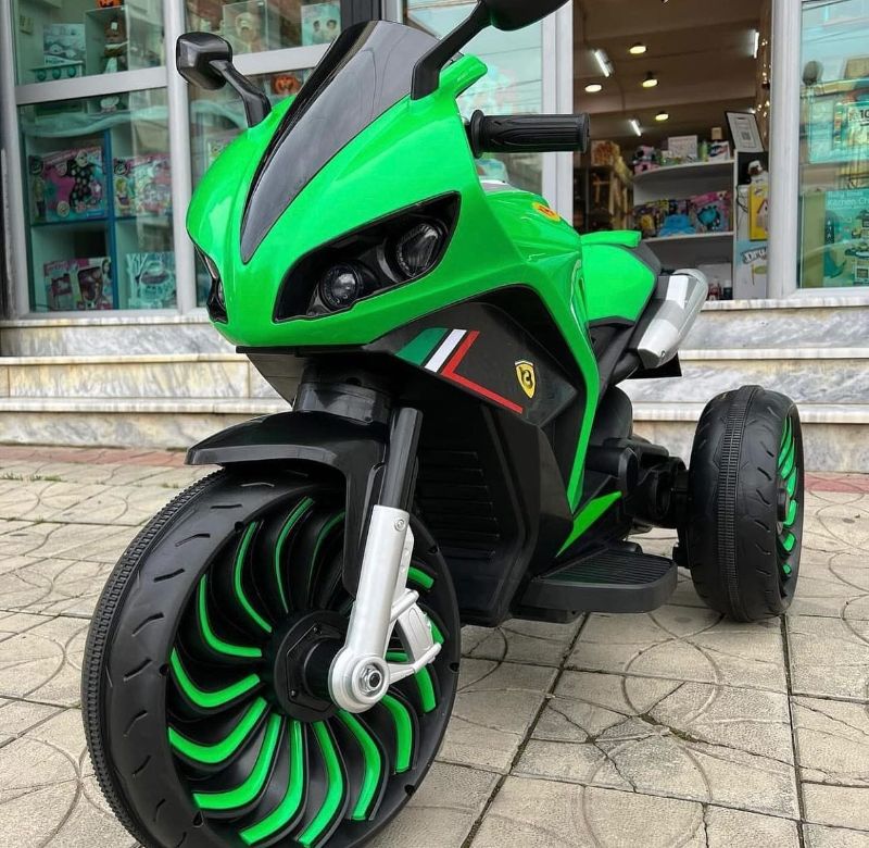 Moto Trois Roues Pour Enfants
Motos électrique rechargeable
Tranche d'âge 2 à 4 Ans, 5 à 7 ans, 8 à 13 Ans