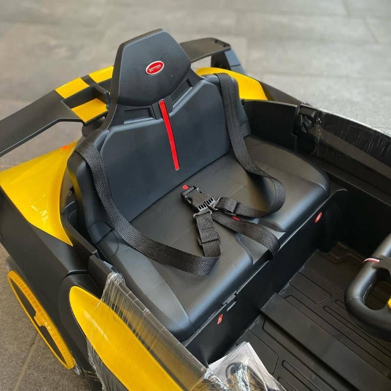 VOITURE ÉLECTRIQUE RECHARGEABLE
Tout Térrain