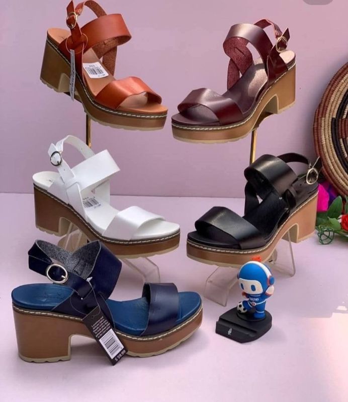 TALON POUR FEMME EN CUIR1