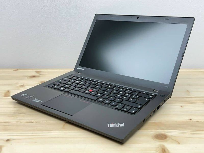 Lenovo L440 Core i5, 8Go RAM
500Giga HDD, Écran 14 pouces