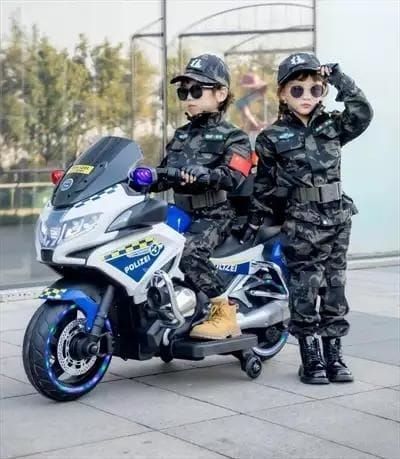 Moto Electrique Pour Enfant
police Walker -talkie pour les enfants
