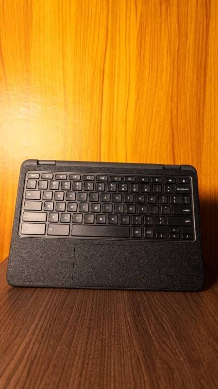 Dell Chromebook 3189 tactile et pliable
ROTATIF