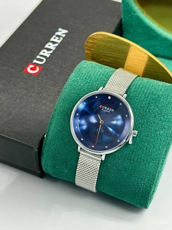 MONTRE CURREN
FEMME DISPONIBLE EN PLUSIEUR