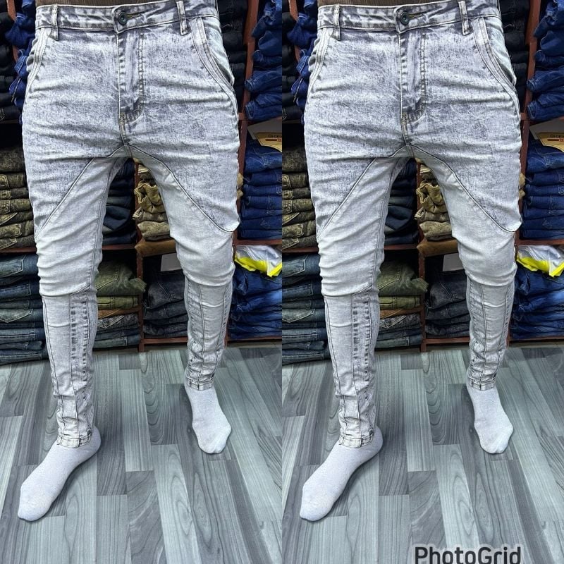 Jean slim fit pour homme
Très propre