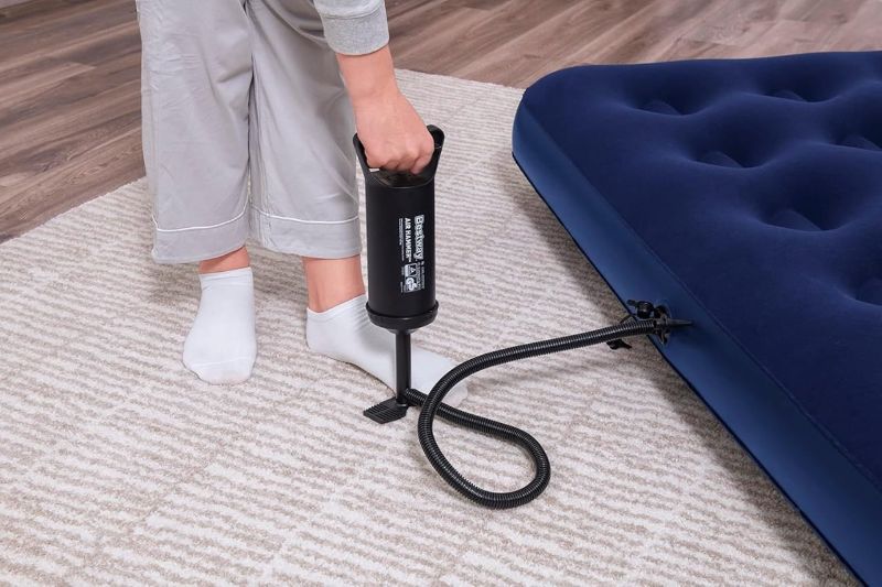 Matelas Gonflable + Pompe Offerte
Camping Et Randonnée - 2 Places