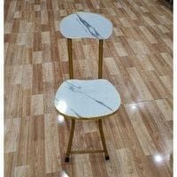 Mini Chaise Pliable
Blanc et Noir