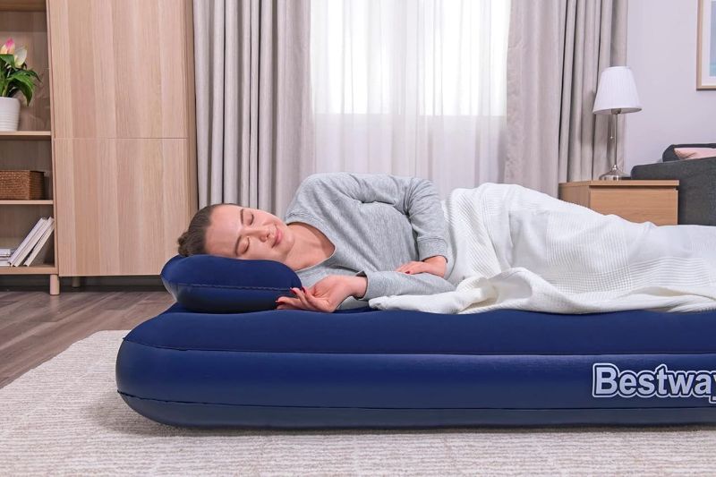 Matelas Gonflable + Pompe Offerte
Camping Et Randonnée - 2 Places