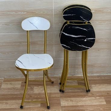 Mini Chaise Pliable
Blanc et Noir