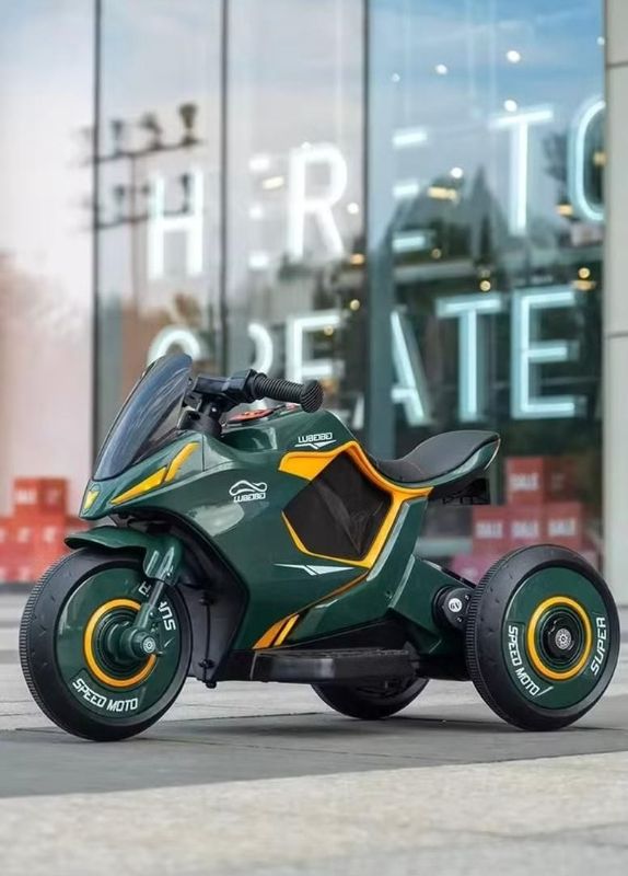 Moto électrique à trois roues pour enfants
Avec Lumière