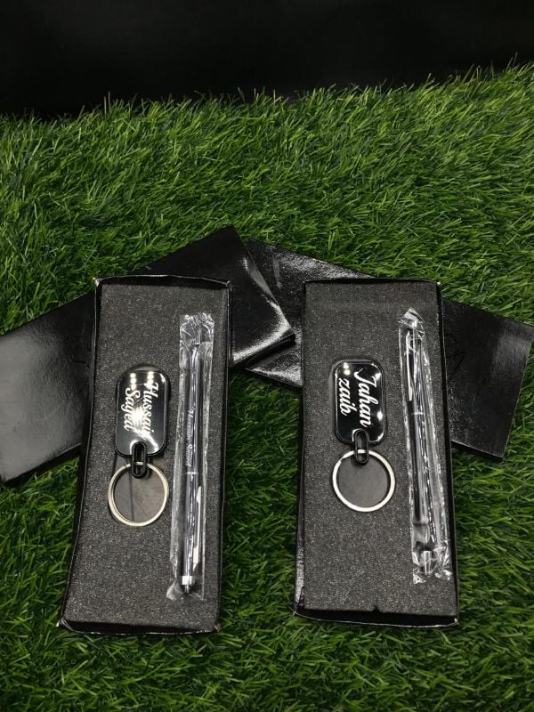 PEN + KEYCHAIN GIFT SET
