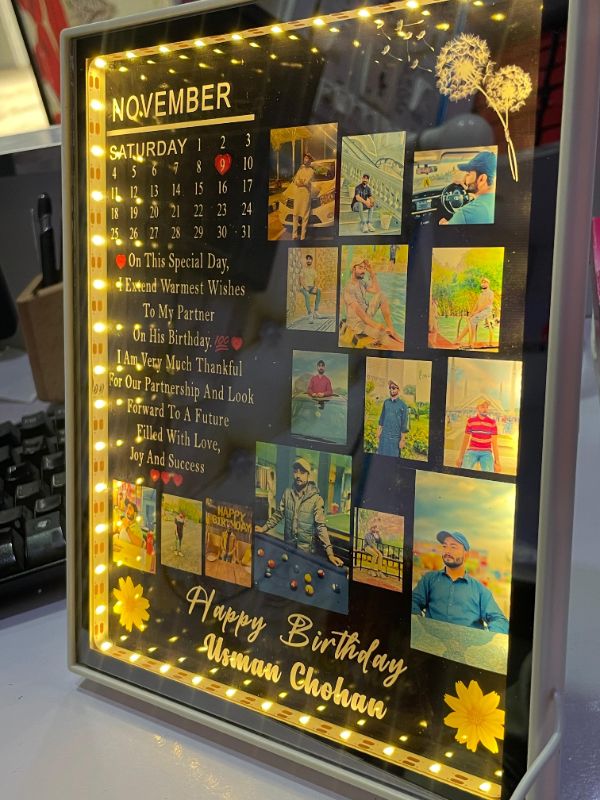 MAGIC MIRROR PHOTO FRAME