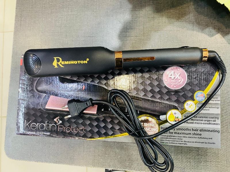 Remngton Keratin Protect Intelligent Hair Straightener