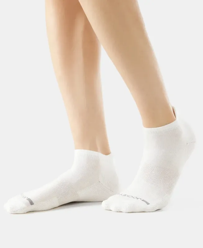 #7605 Compact Cotton Elastane Stretch Low Show Socks with StayFresh Treatment Menswear Accessories