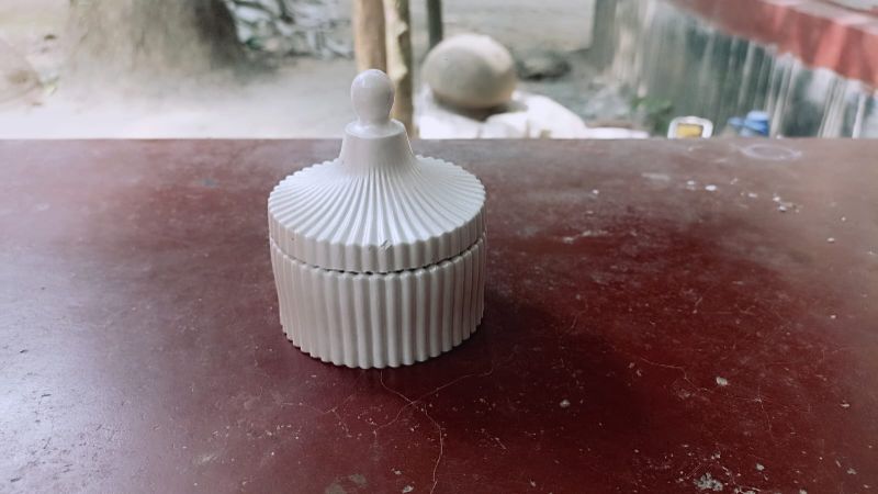 Jewelry box