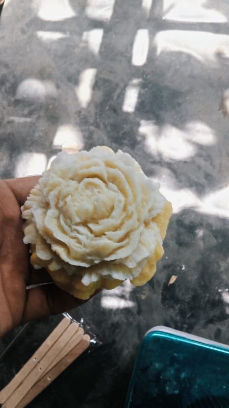Big Peony Candle