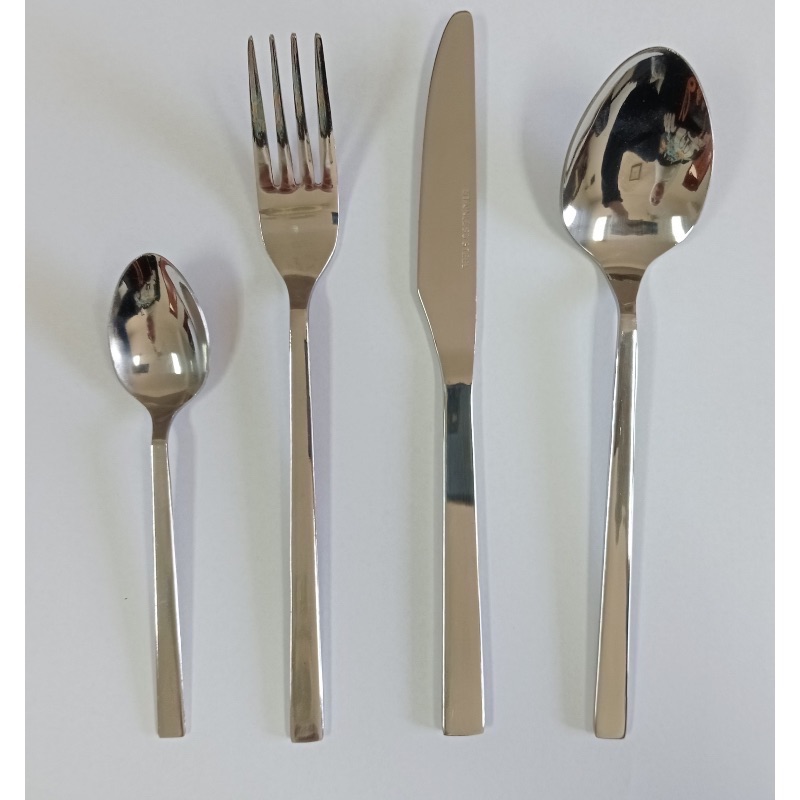 1650 - set 4 pieces