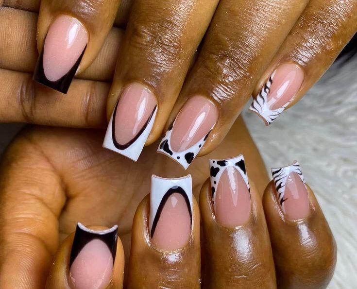 Construction sur capsule forme carre + nail art
