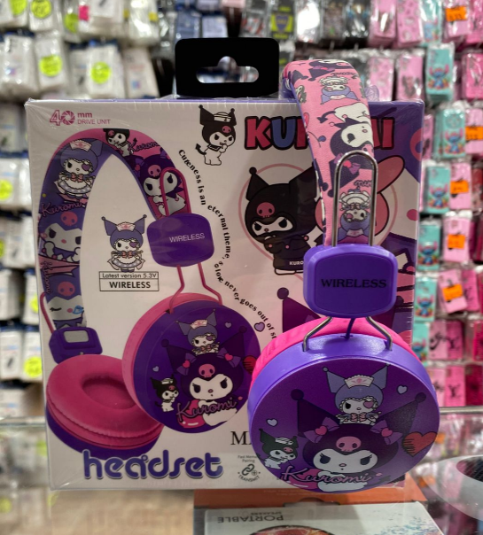 AURICULAR CON DISEÑO KUROMI