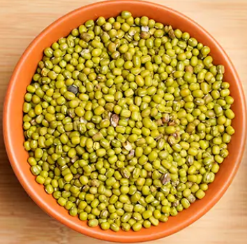 গোটা মুগ ডাল