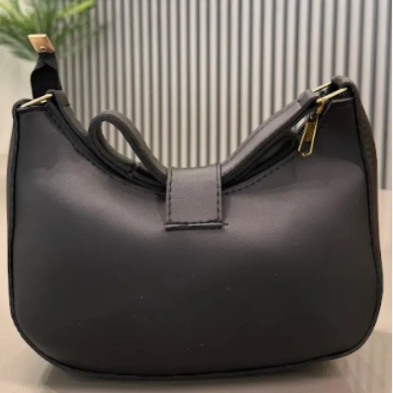 Crescent Leather Luxury Shoulder Bag for Women | Black