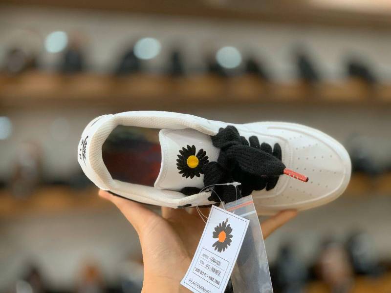 Nike Air Force 1 Hoa Cúc (Không tróc sơn)