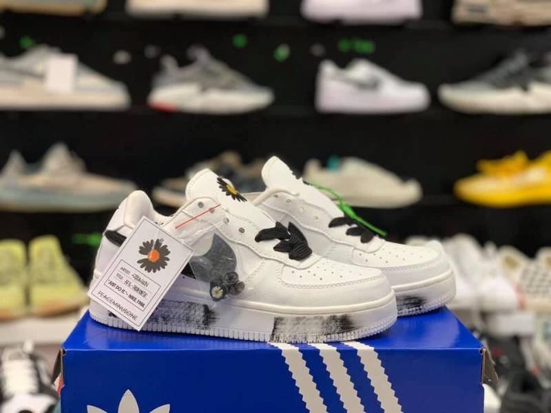 Nike Air Force 1 Hoa Cúc (Không tróc sơn)