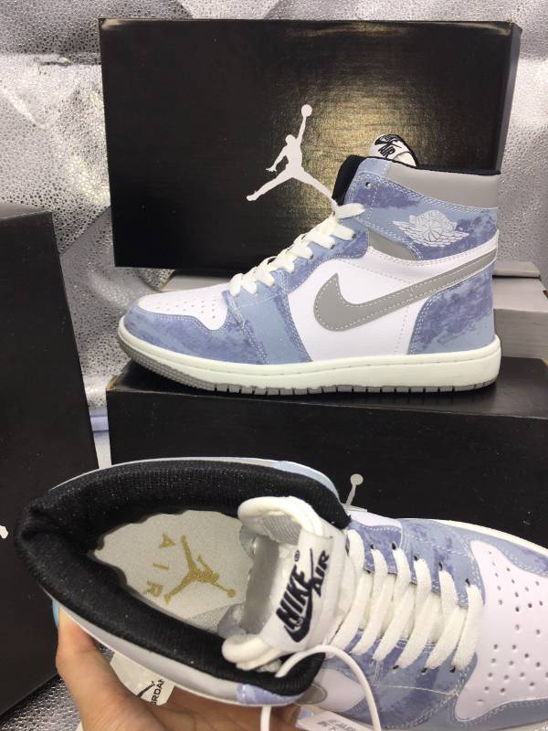 Jordan Hyper Royal Xanh loang