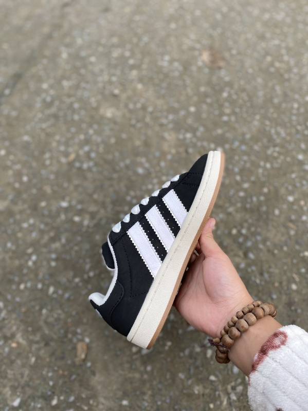 Adidas Campus(Đen ,  Trắng)
